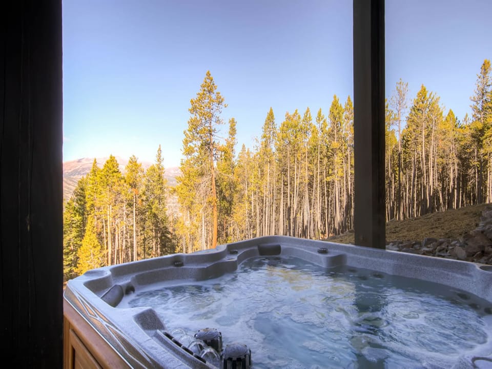 Hot Tub, Three Sisters Lookout, Breckenridge Vacation Rental