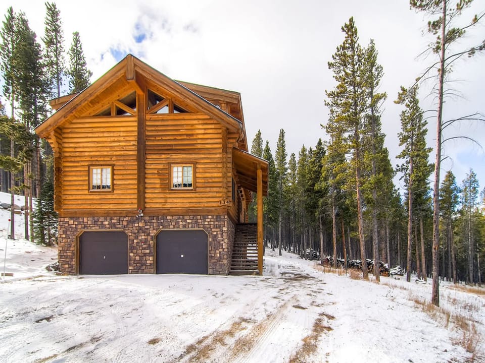 Exterior, Snowshoe Retreat, Breckenridge Vacation Rental