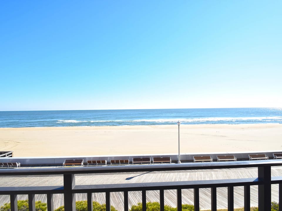 Ocean Hideaway 202 Apartment in Ocean City