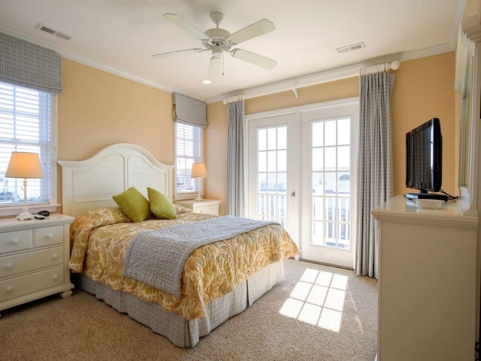 Master Queen Bedroom