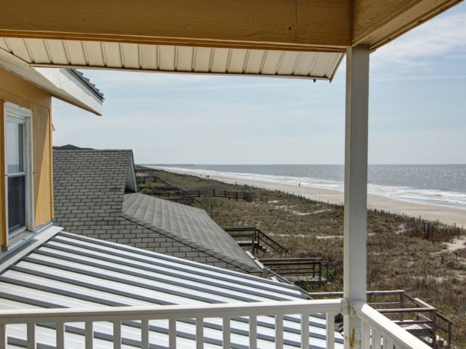 Upper Deck Ocean View