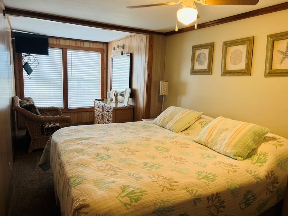 King Bedroom