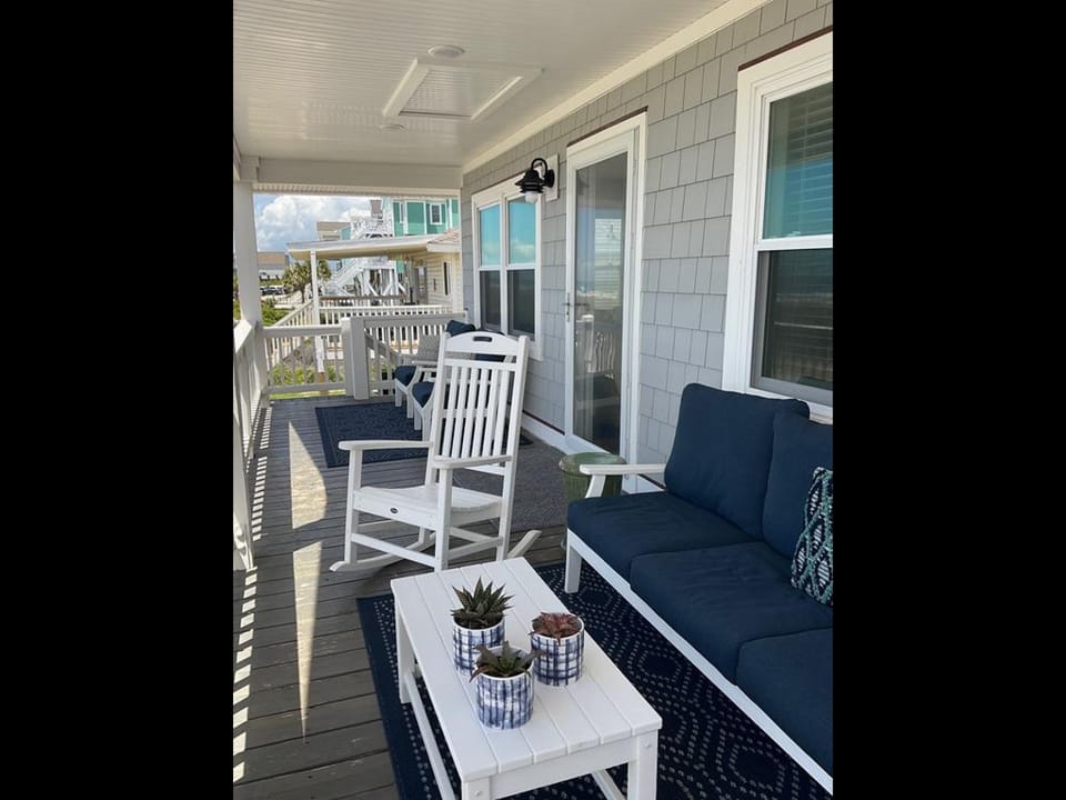 Magnolia Cottage Front Porch