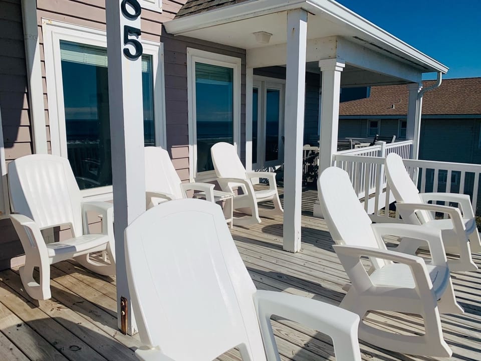 Deck (3)