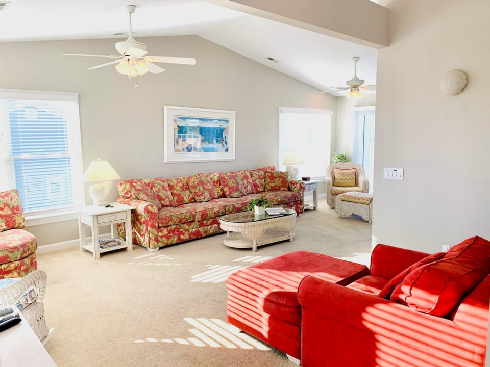Living Area (1)