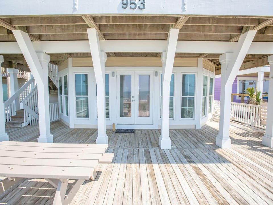 Lower Back Deck
