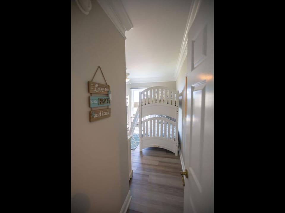Lower Level Bunk Bedroom 4
