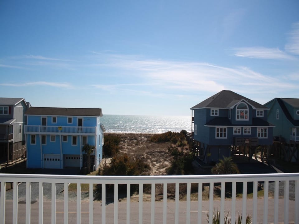 Upper Level Front Porch