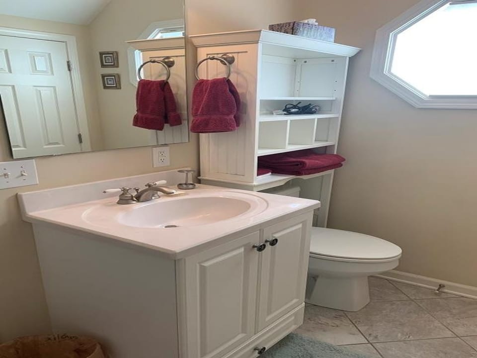 Lower Level Streetside Bedroom Bath