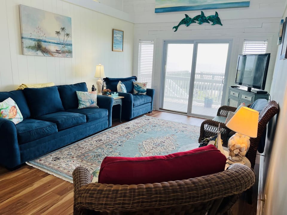 Living Room with Oceanside Door to Deck