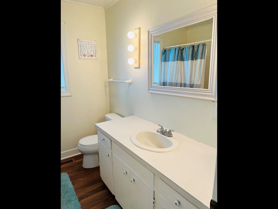 East Side Hall Bathroom