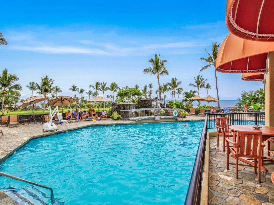 Main Pool next to Restaurant