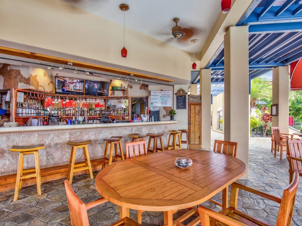 Bar & Restaurant