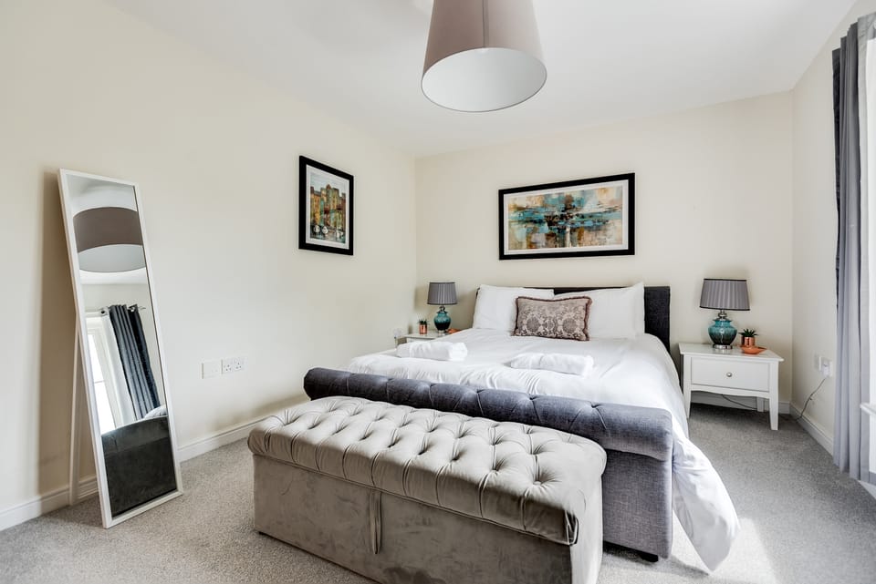 Modern 2 Bedroom Apartment in popular Jericho !!! Apartment in Oxford