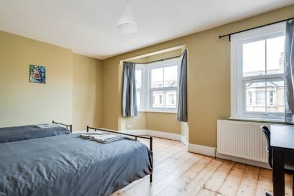 Summertown 4-BR Family Home - Bright & Spacious House in Oxford