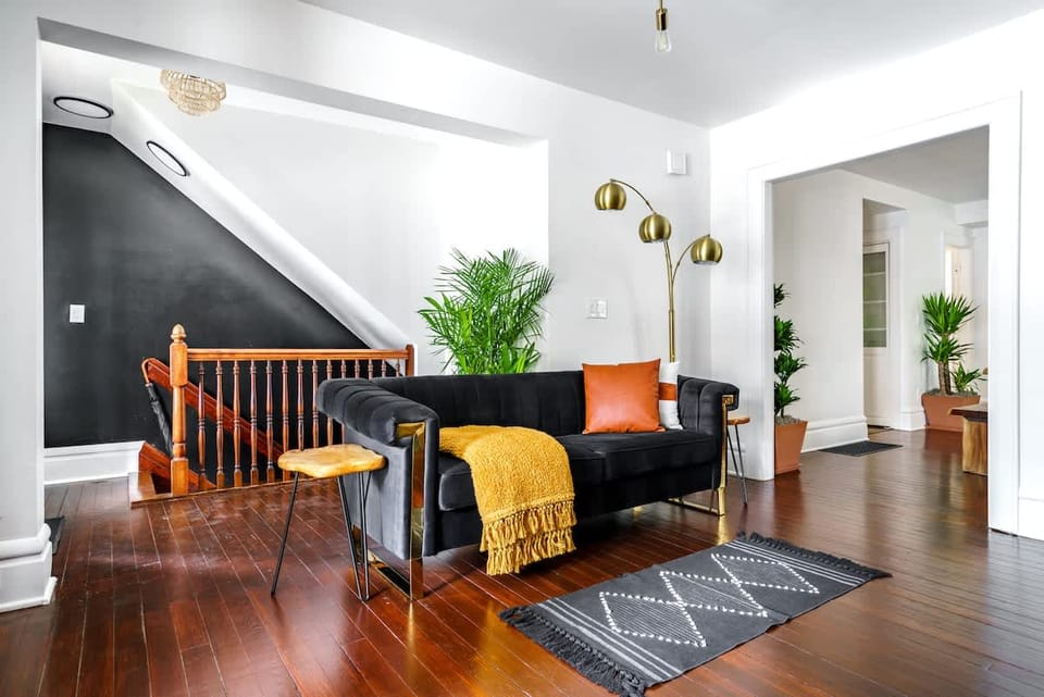 Over 4,500 Reviews - PRIME Location - Parking Free House in Short North