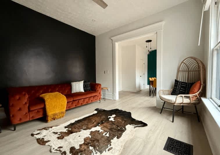 🌿 Vine House by Jungle House | 5,800+ Reviews | Downtown & Short North | Close to OSU, Convention Center & Nationwide Arena | Free Parking House in Ohio
