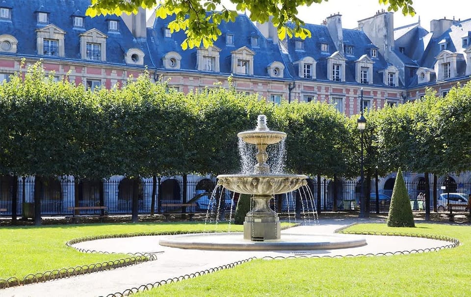 Chic Marais Retreat | Steps to Cafes & Notre Dame Apartment in Paris