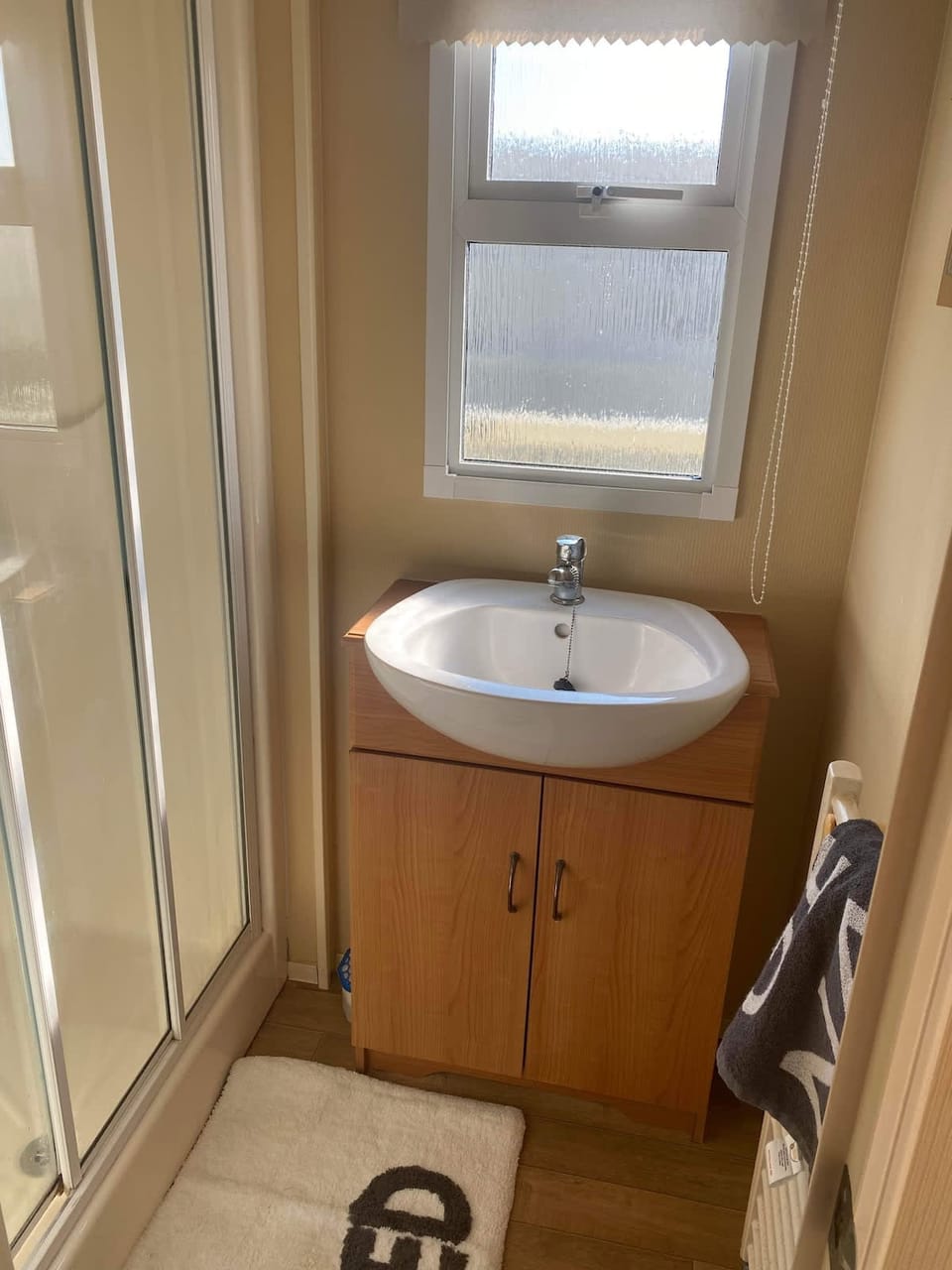 Bronze Caravan Sleeps 8 No Pets Campground/ 
RV Resort in Ingoldmells