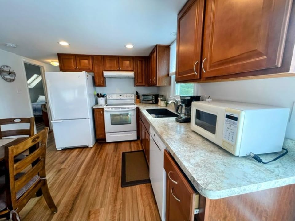 Stay and Cook or walk to nearby restaurants!