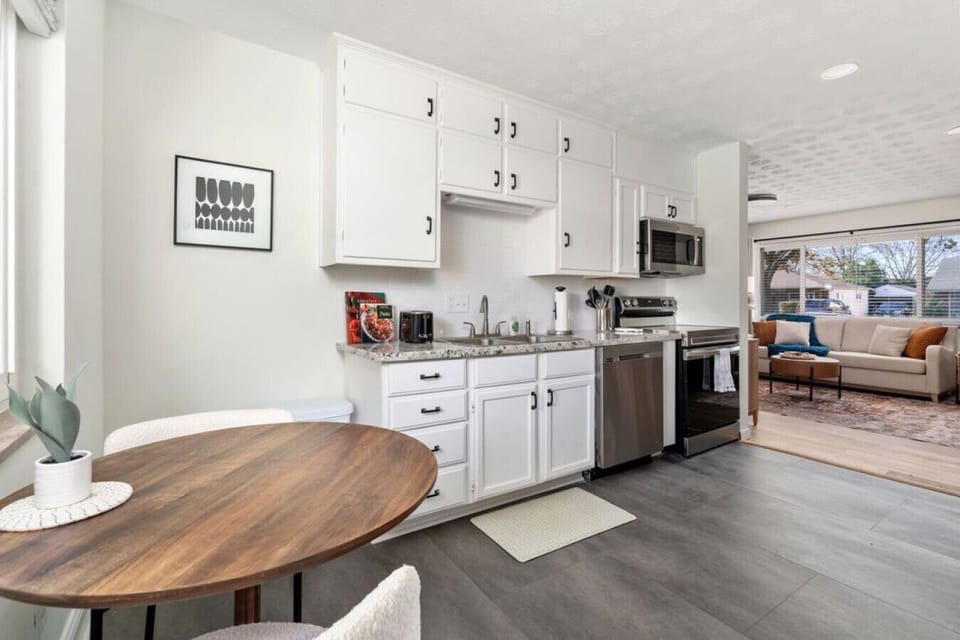Eat-In Kitchen to Living Room