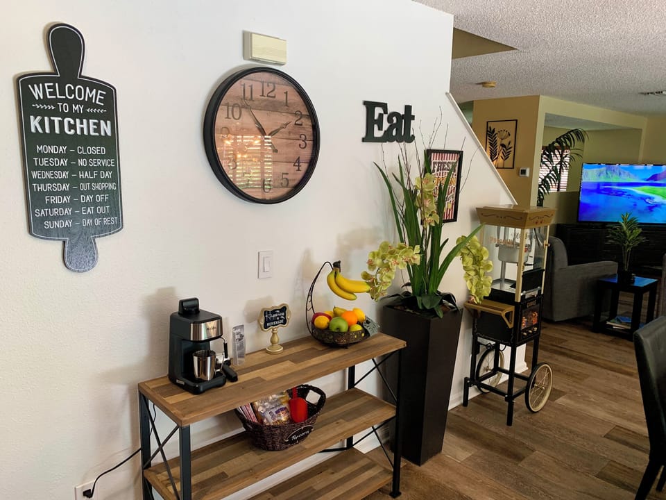 Coffee & Popcorn Station