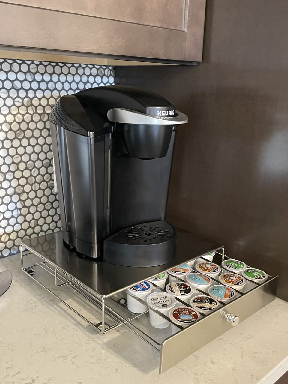 Keurig with nice selection of coffeess