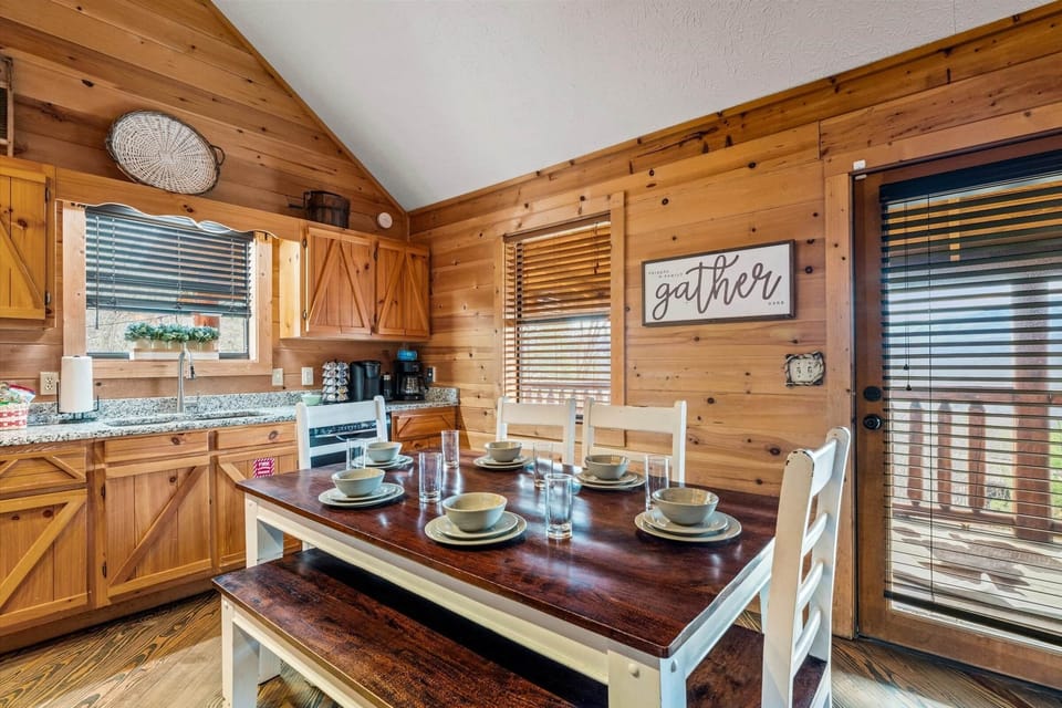 Fully stocked kitchen and dining room with mountain views