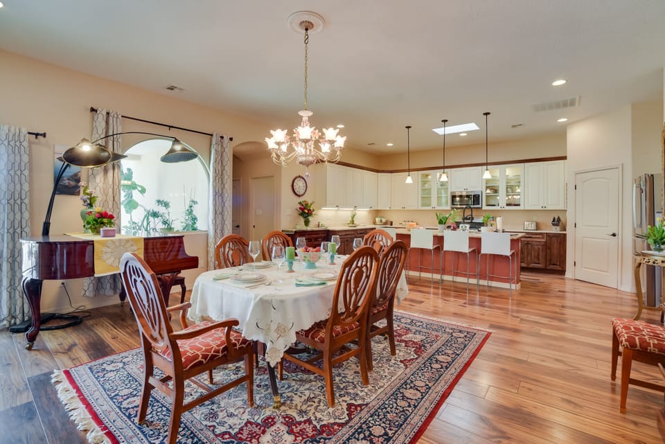 Kitchen | Dining Area