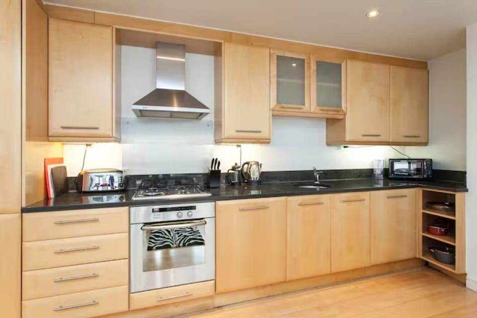 Fully equipped kitchen, great for cooking