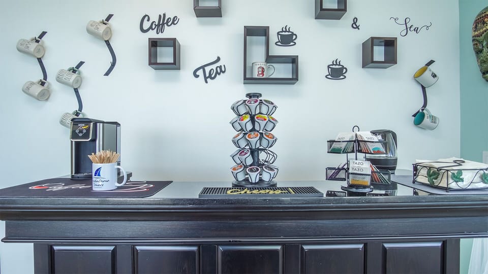 All that you need for your best vacation coffee experience is right here.