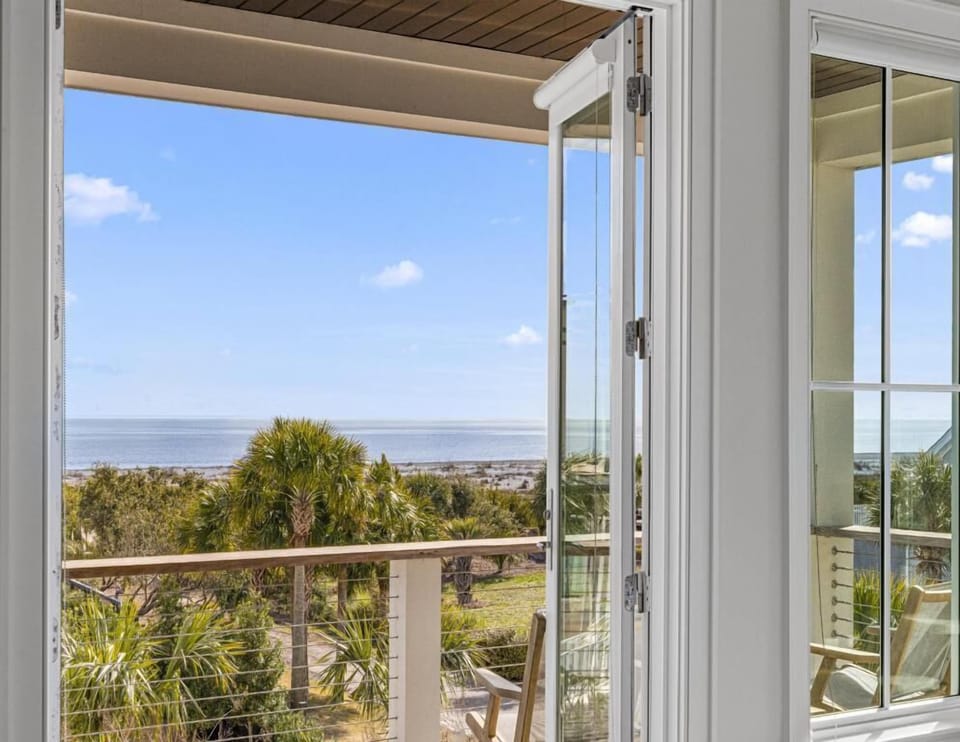 Second floor master ocean views