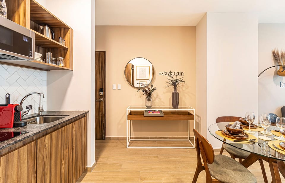 El mobiliario, la decoración y los servicios pueden variar ligeramente