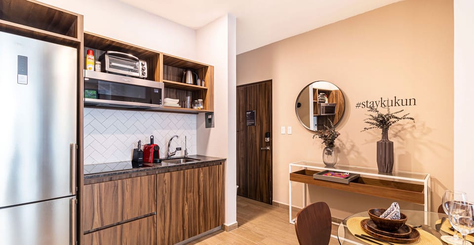 El mobiliario, la decoración y los servicios pueden variar ligeramente