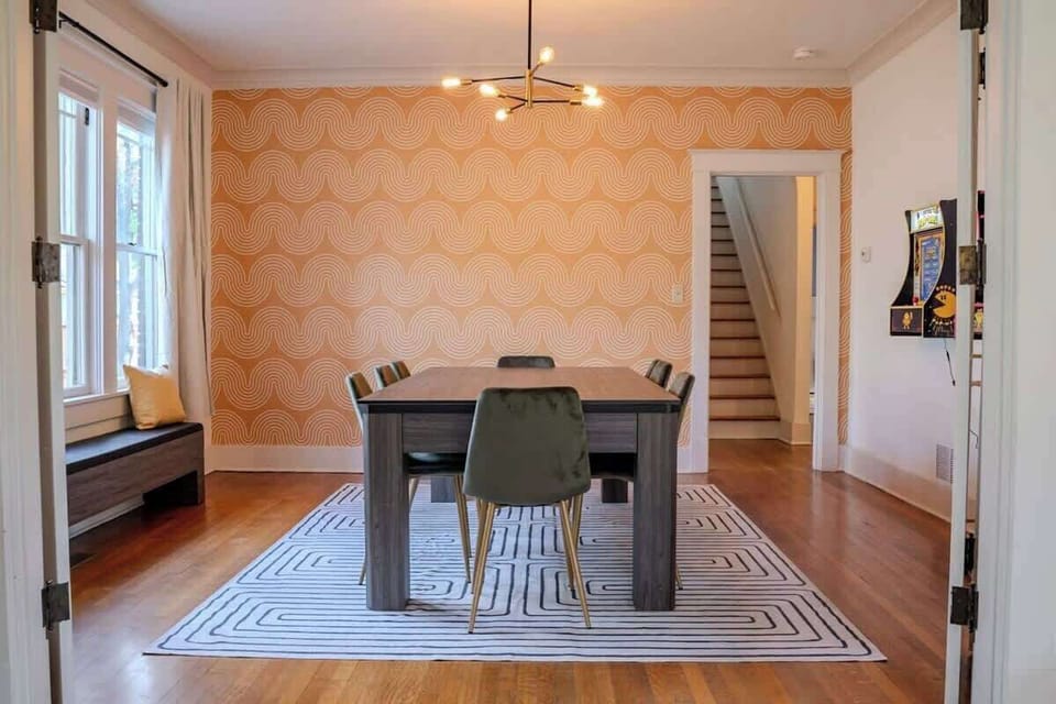 Dining Room- Seating for 8 and additional barstools in the kitchen