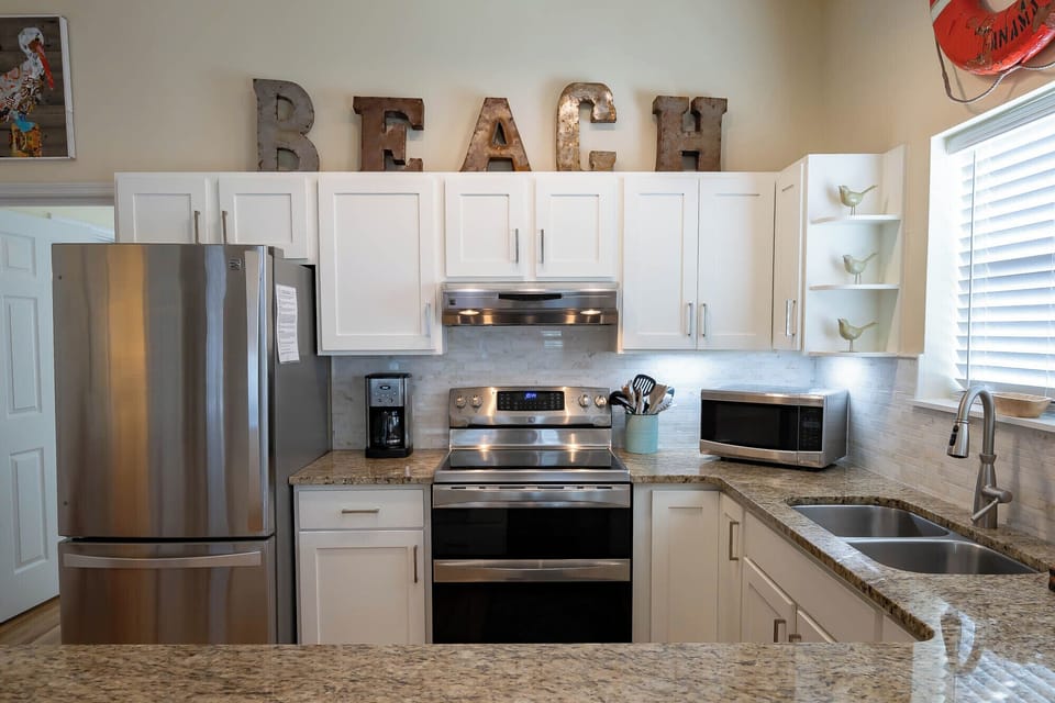 Kitchen (2)