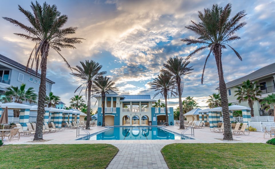 Cinnamon Beach  Ocean Pool