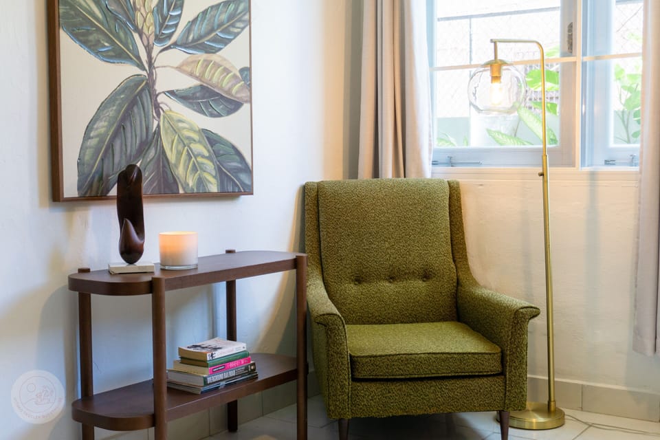 BR2: Reading nook