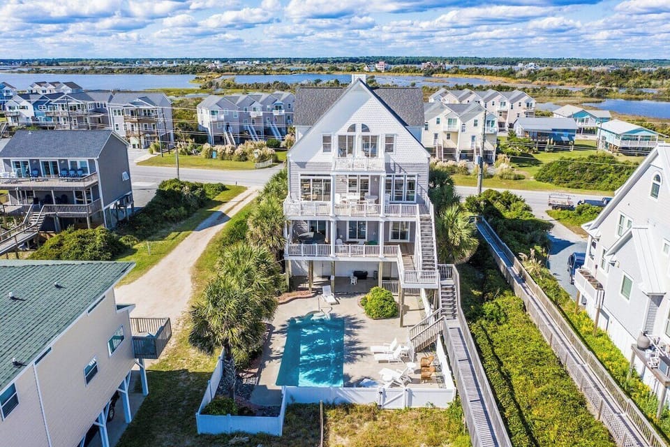 Oceanfront with A Private Pooil