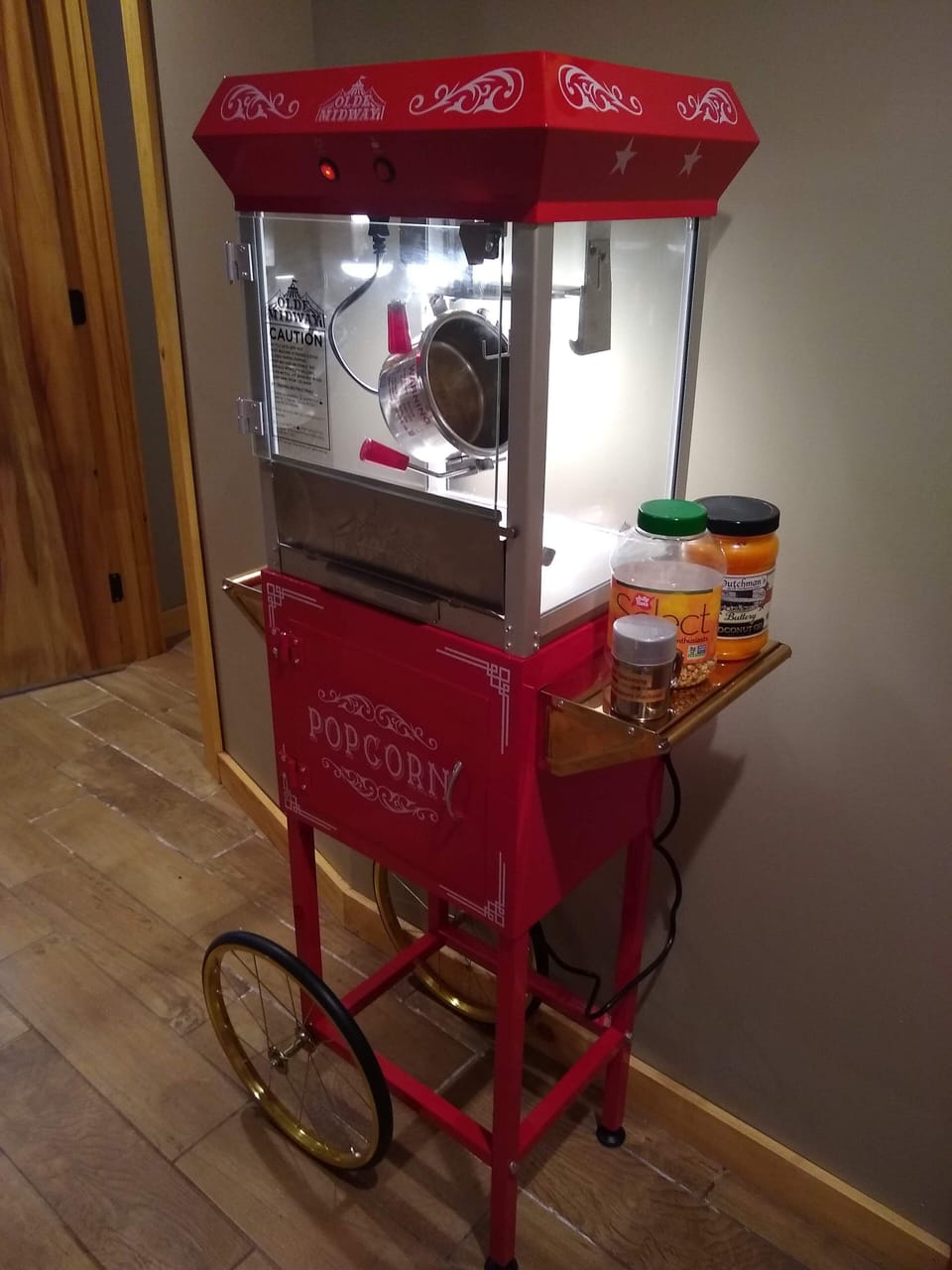Popcorn machine 