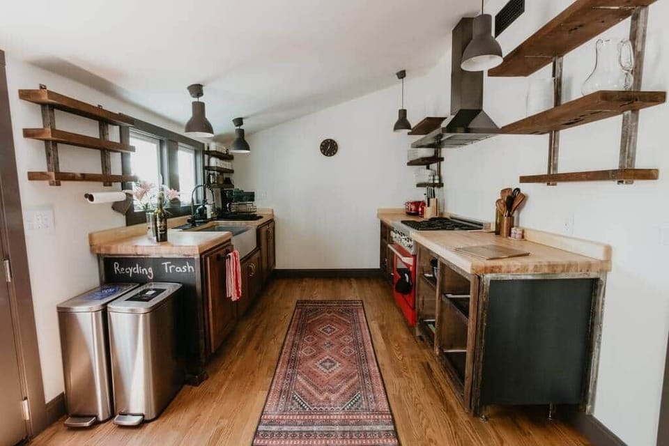 Chef's kitchen