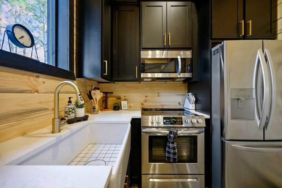 Kitchen and Stove and Refrigerator