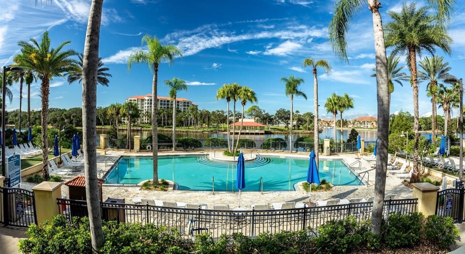 Yacht Harbor Village Outdoor Pool (2)
