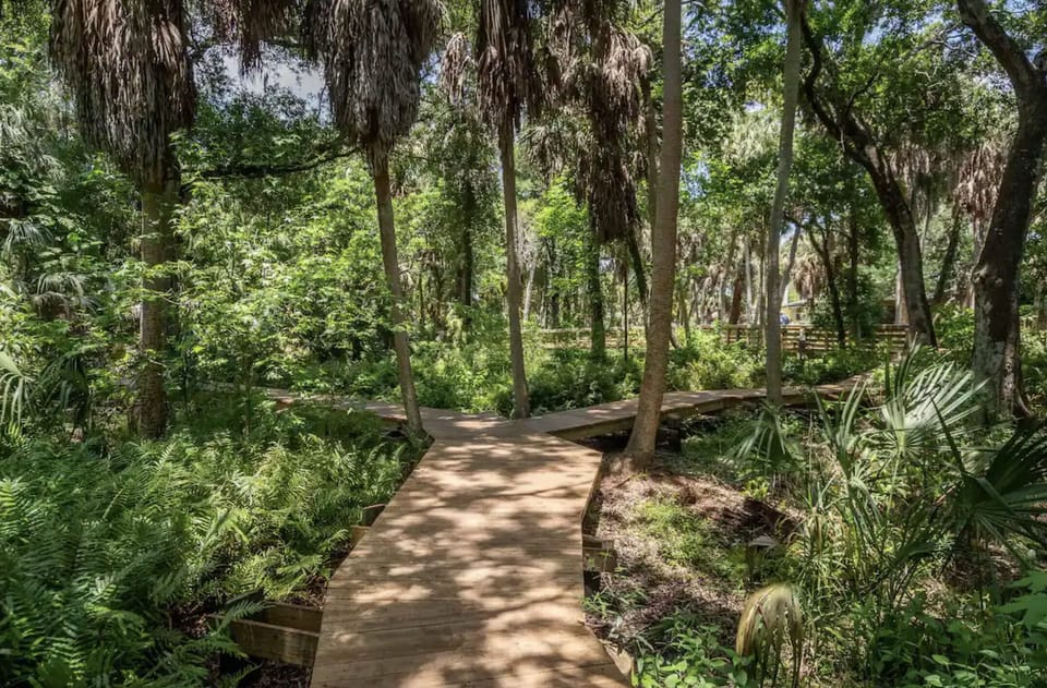 Nearby trails
