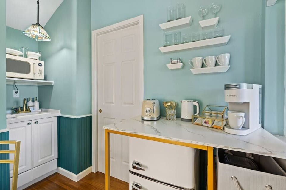Kitchenette