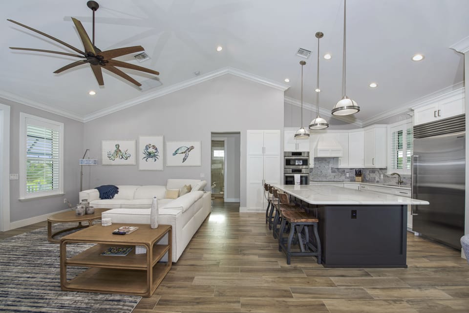 Beautiful upstairs living room.