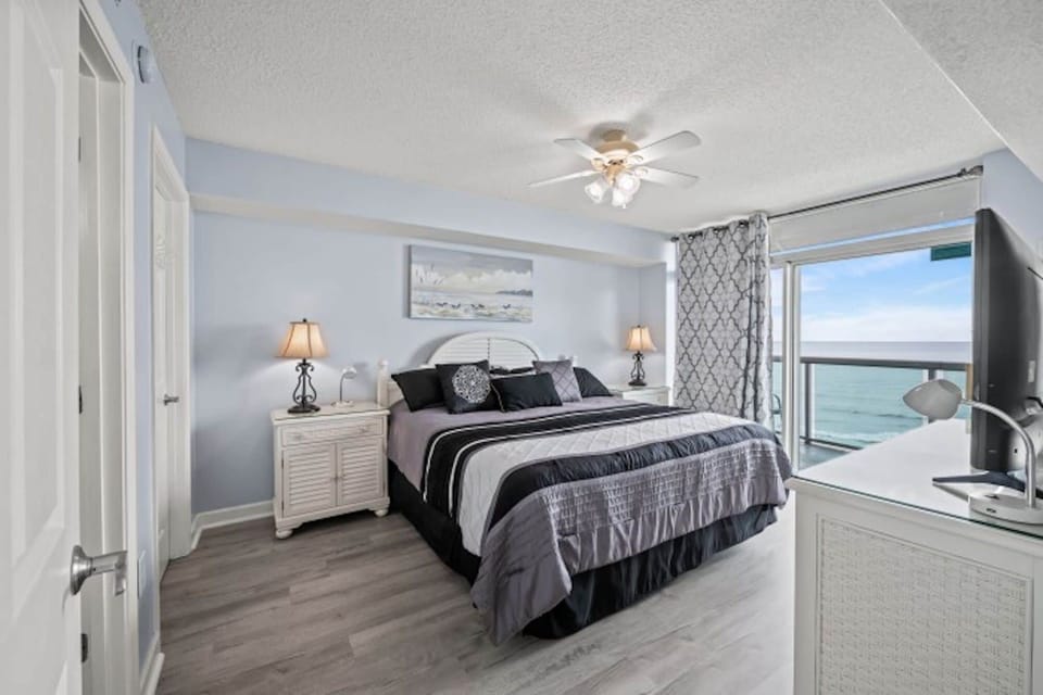 Imagine waking up to this view every morning while on vacation.