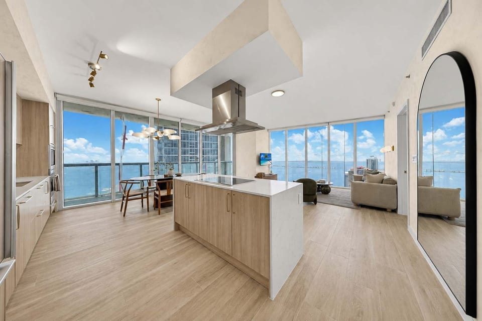 Stunning views at every corner of the apartment