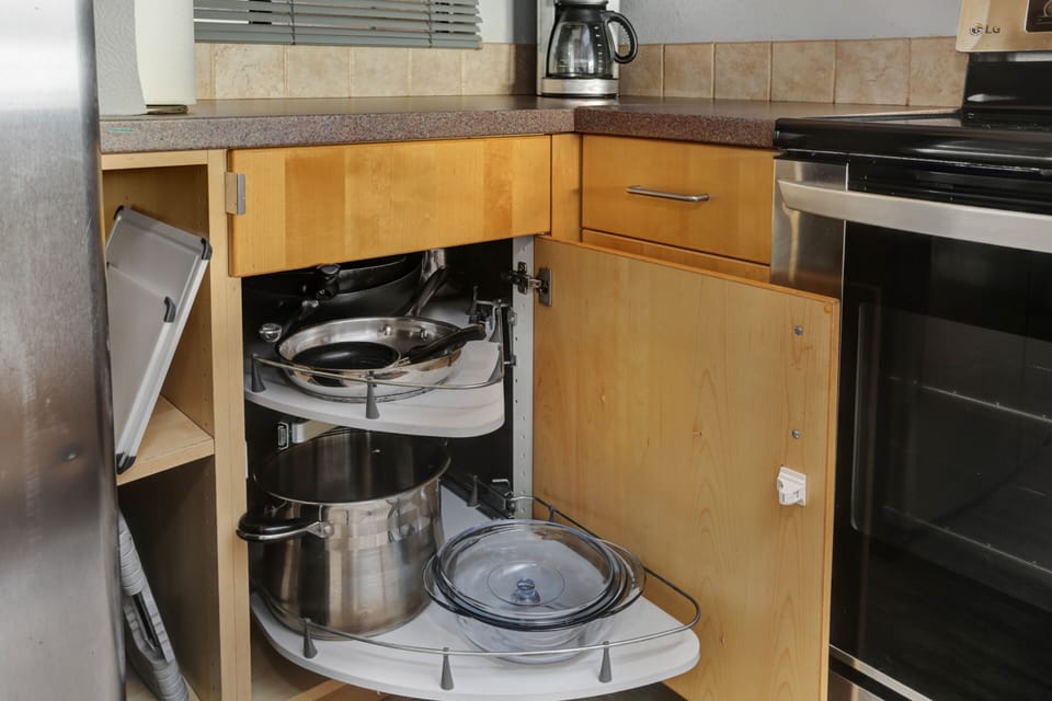 Fully Stocked Kitchen