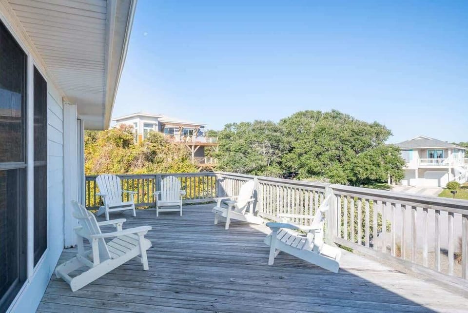 Cocktail Hour on the Living Room Deck